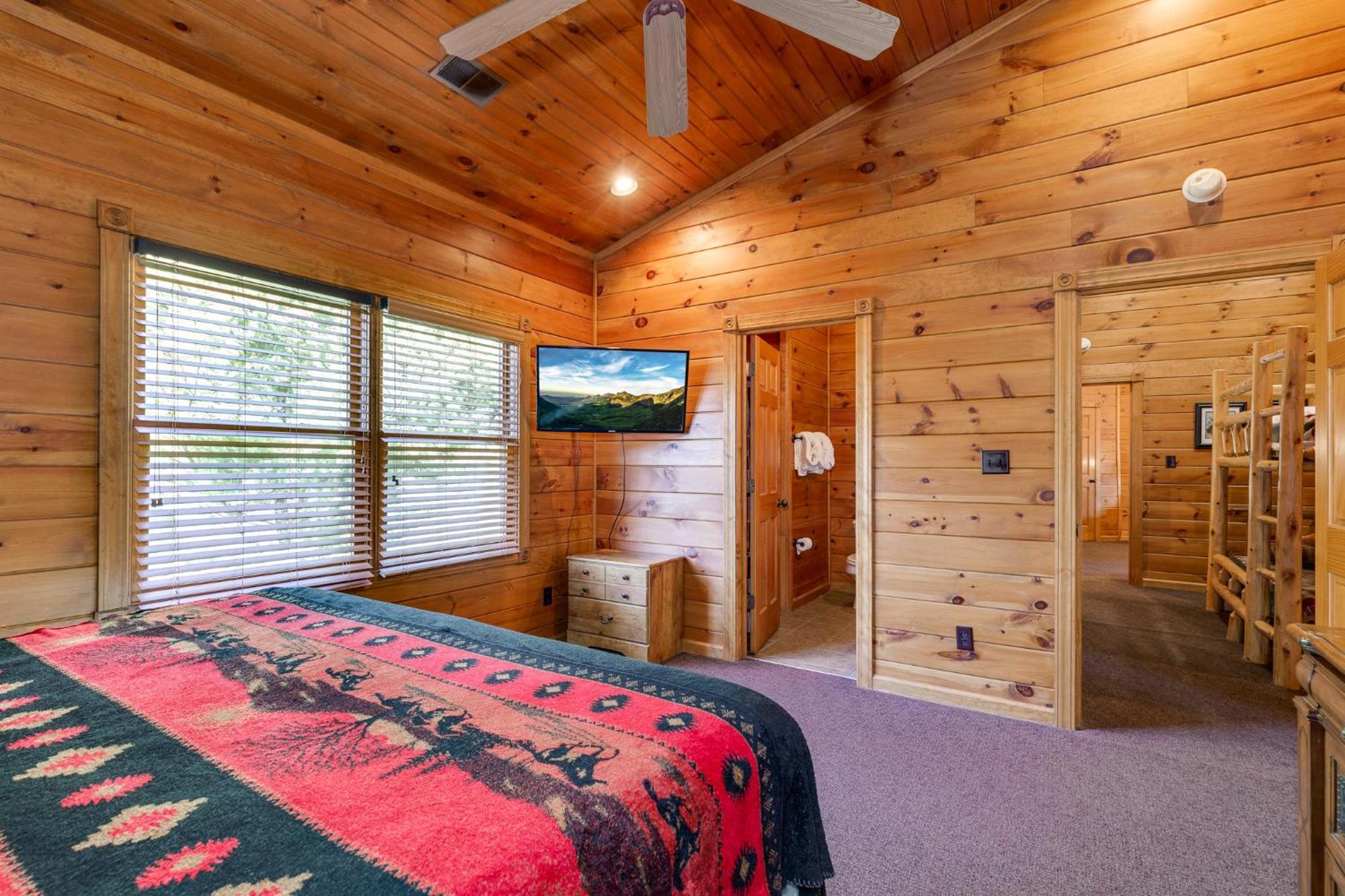 The Great Escape Ii, 5 Bedrooms, Sleeps 17, Game Room, Pool Access, Theater 개틀린버그 외부 사진